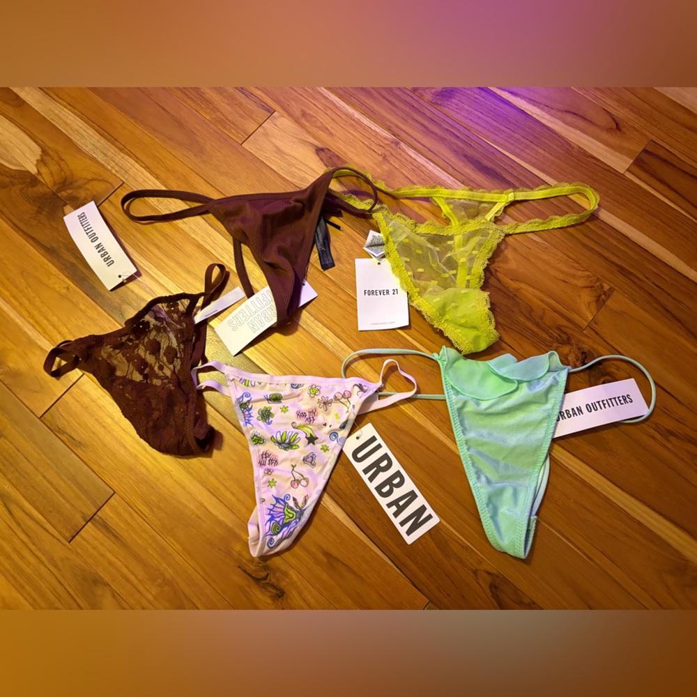 G strings Lingerie Set